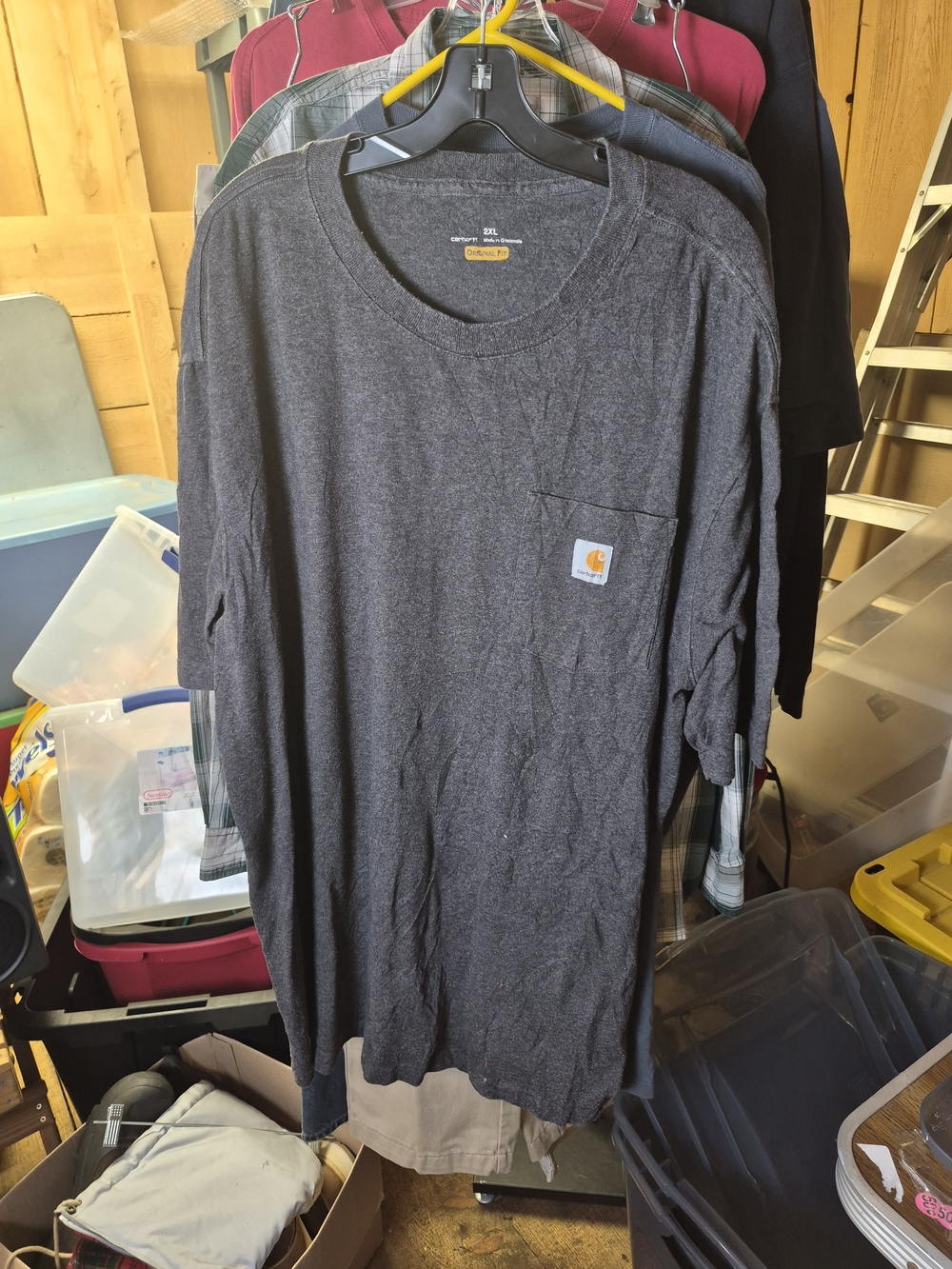 Carhartt Men's Dark Gray Short-Sleeve Pocket Tee Bin 50